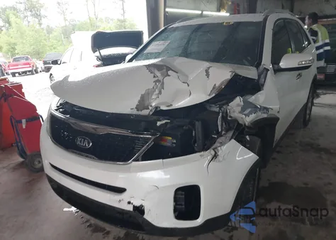 2015 Kia Sorento Lx from USA, damaged, VIN 5XYKTCA65FG585570